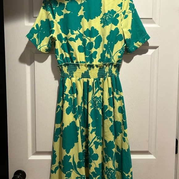 Green and Yellow Floral Dress - Picture 7 of 7